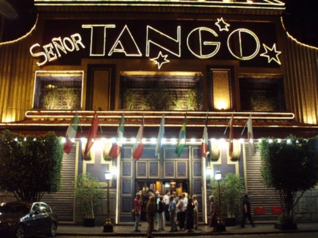 BUE Seor Tango cena show