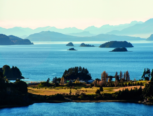 Lake circuit with crossing of Los Andes